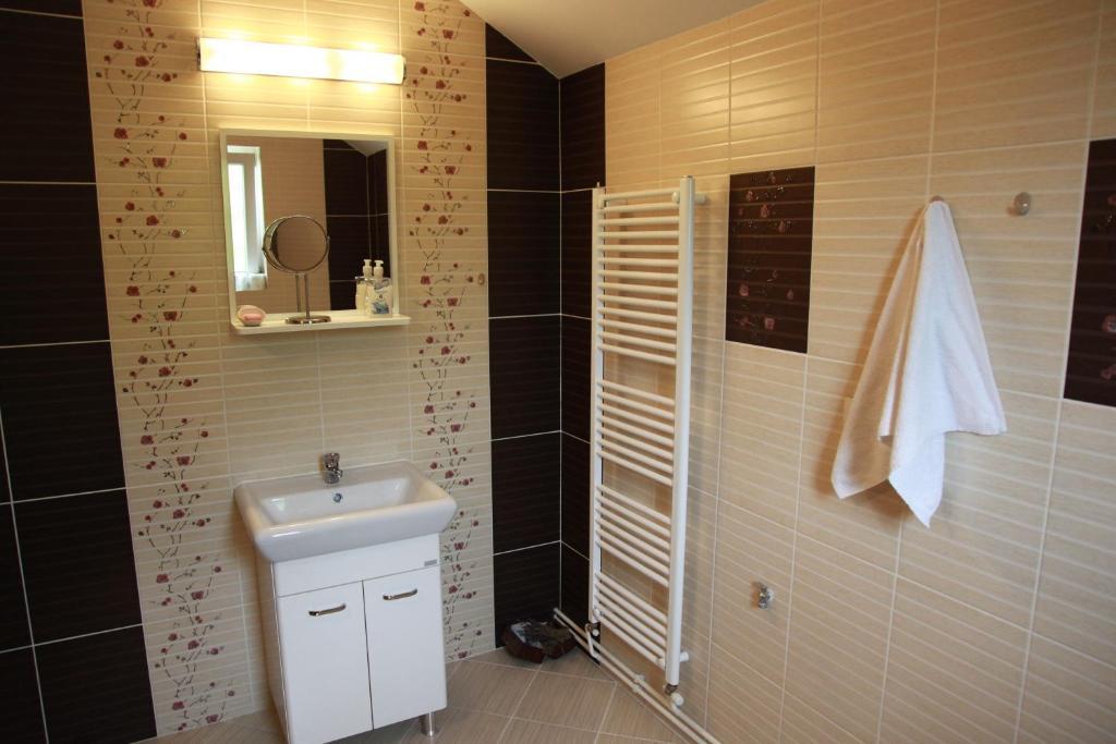 Casa File de Poveste Târgu Jiu Quarto foto